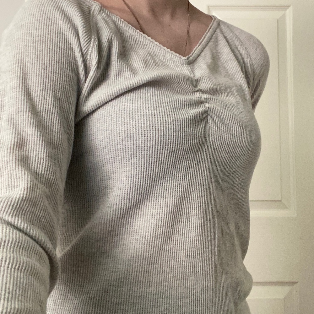 Light gray tee